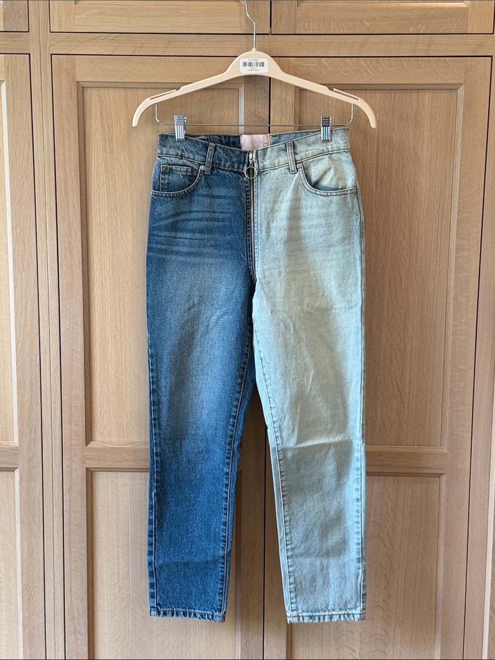 REVICE | Two Toned Zipper Jeans | Size: 28